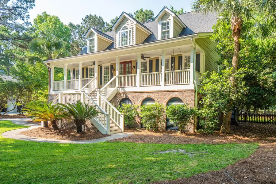 3868 Colonel Vanderhorst Circle, Mount Pleasant, SC 29466 - #3