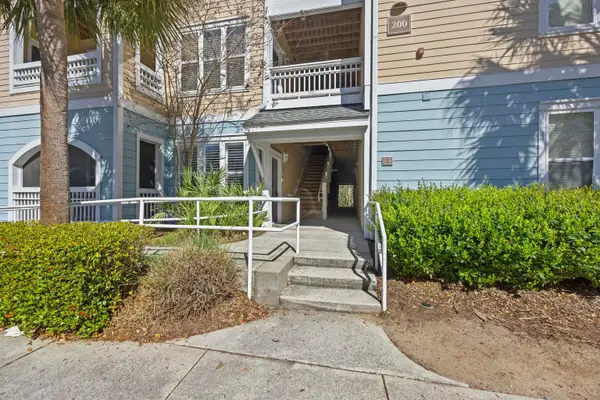 200 Bucksley Lane #105, Charleston, SC 29492
