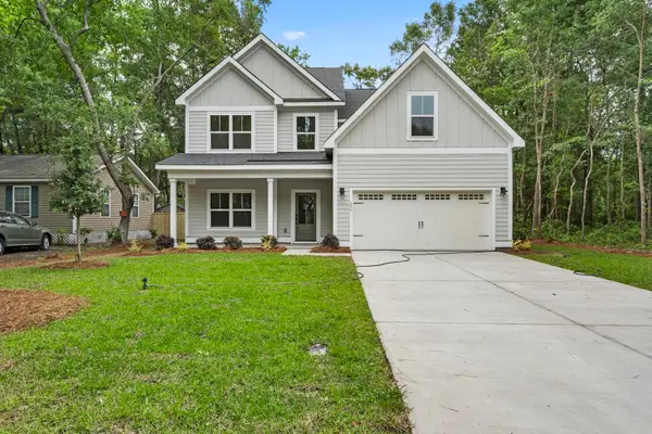 696 Eagle Street, Mount Pleasant, SC 29464