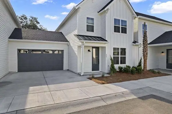 305 Livewell Court, Johns Island, SC 29455