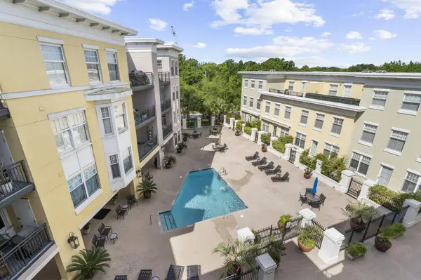 498 Albemarle Road #510, Charleston, SC 29407