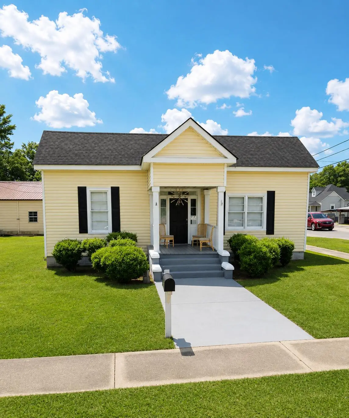 48 W Huggins Street, Manning, SC 29102 - #1