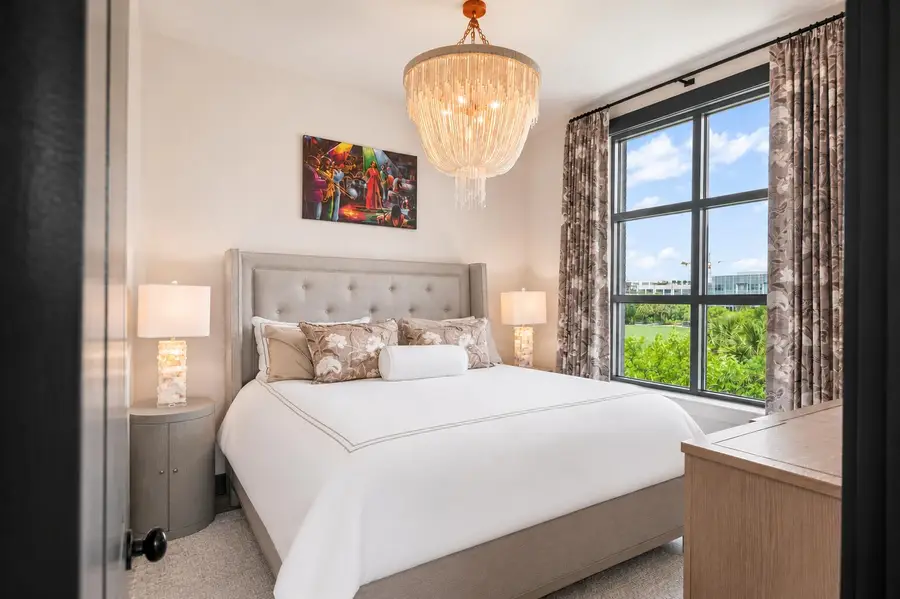 5 Gadsdenboro Street #303, Charleston, SC 29401 - #3