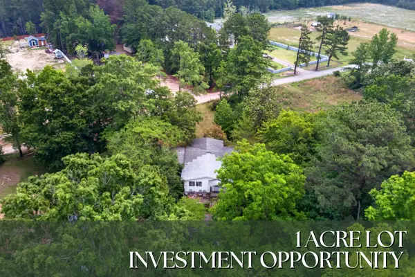 136 Old Arrowhead Trail, Huger, SC 29450