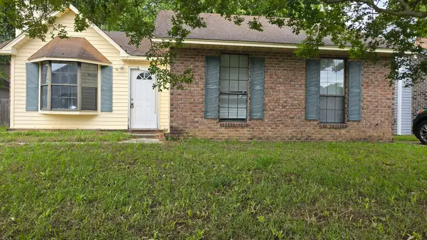 1104 Douglas Wayne Road, Summerville, SC 29486