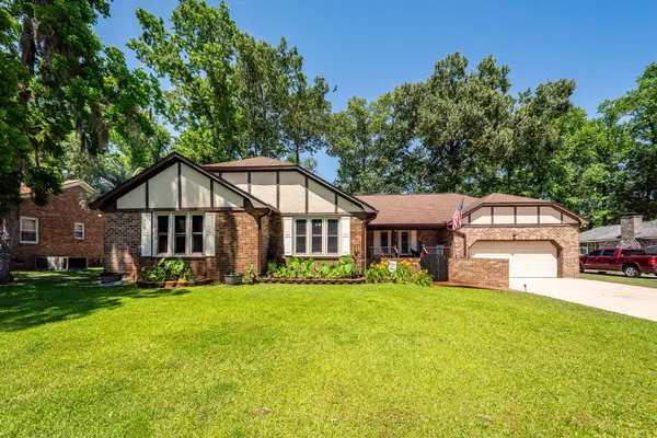 313 Fairington Drive, Summerville, SC 29485