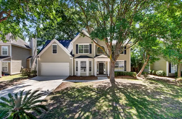 2738 Seastrand Lane, Mount Pleasant, SC 29466