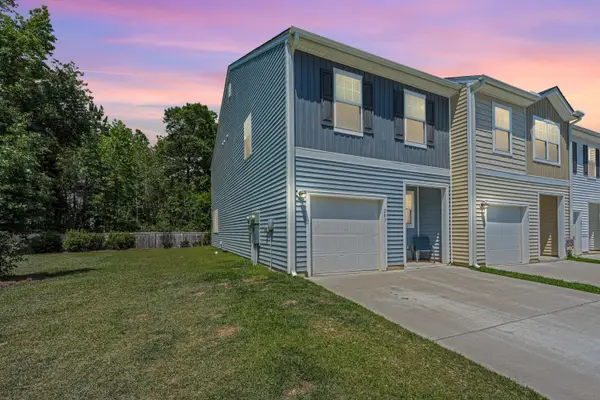 201 Trumpet Vine Drive, Summerville, SC 29486