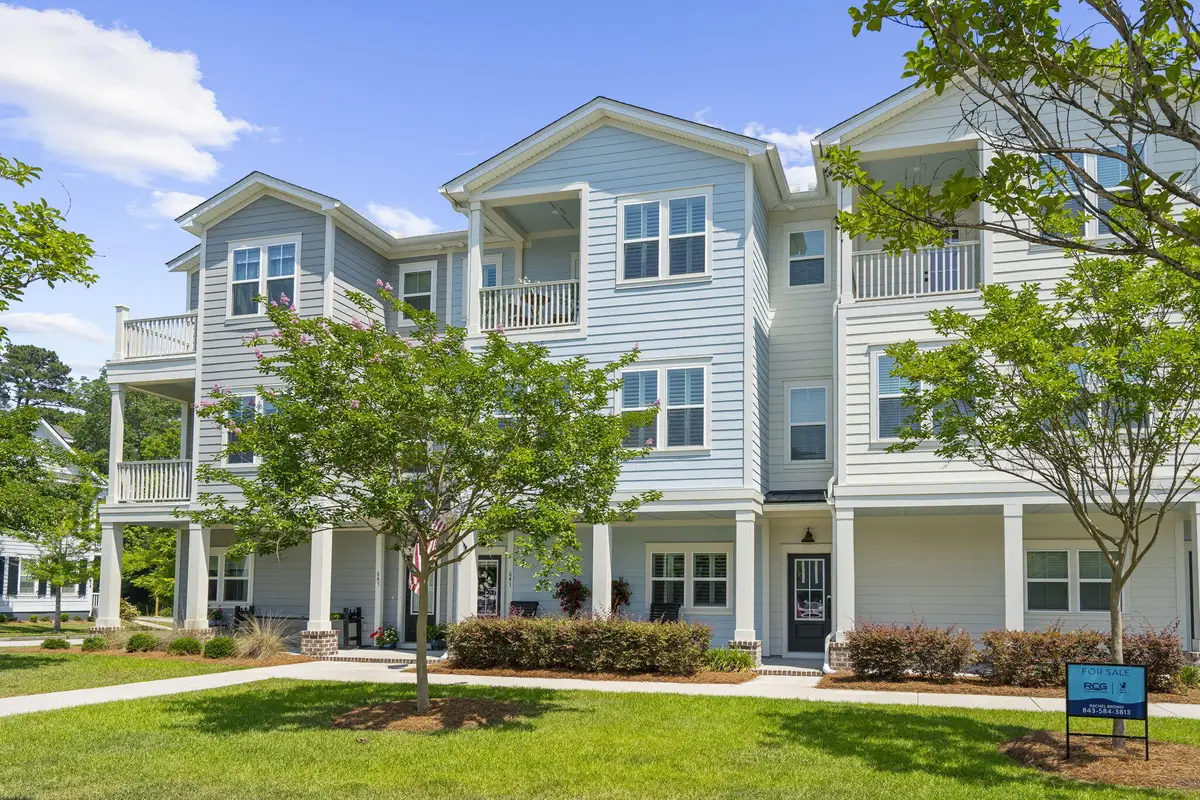 641 N Laurel Street, Summerville, SC 29483 - #1