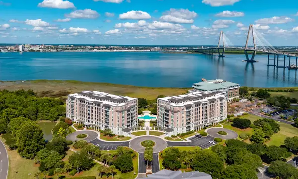 222 S Plaza Court, Mount Pleasant, SC 29464