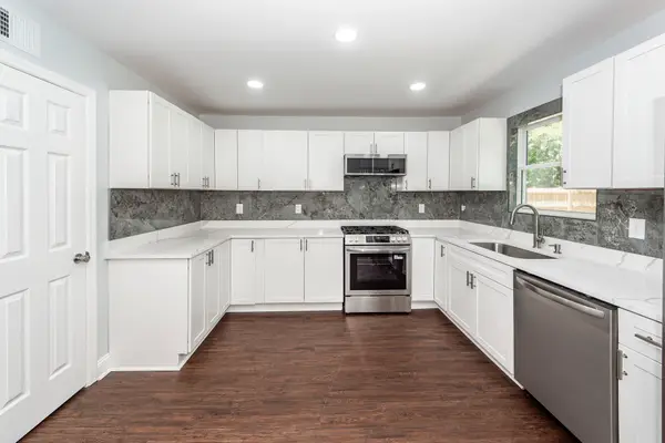 8330 Longridge Road, North Charleston, SC 29418