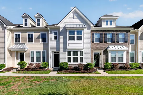 1447 Central Avenue, Summerville, SC 29483