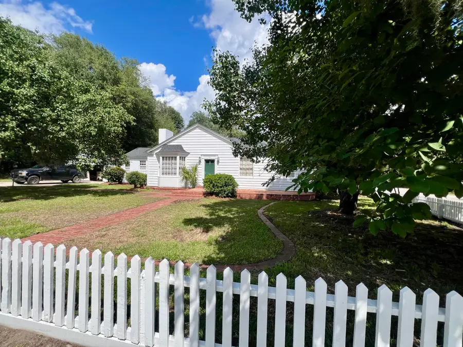 200 N Lemacks Street, Walterboro, SC 29488 - #2