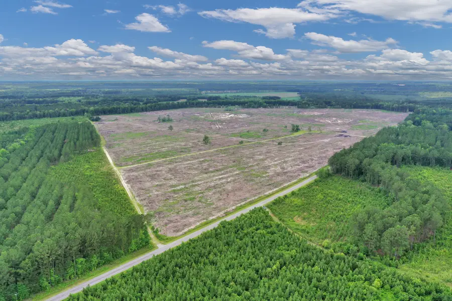 5120 N Brewington Road #2, Manning, SC 29102 - #2