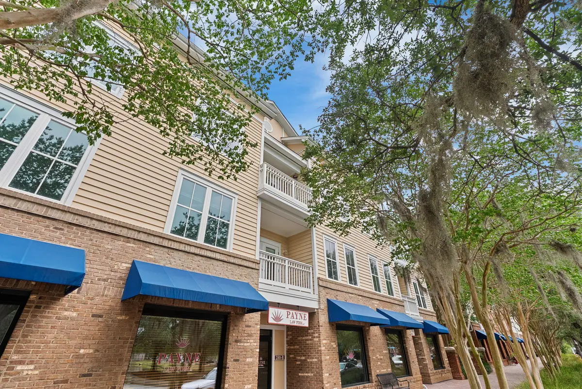 280 Seven Farms Drive #Unit 302, Charleston, SC 29492 - #1