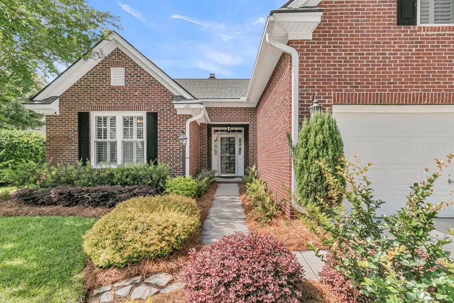 121 Thousand Oaks Court, Summerville, SC 29485 - #3