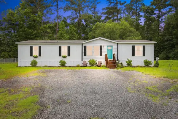 128 Kozy Corner Road, Moncks Corner, SC 29461