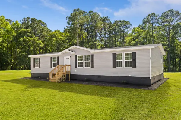 743 Roscoe Court, Cross, SC 29436