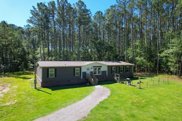 8144 Autumn Mist Lane, Adams Run, SC 29426
