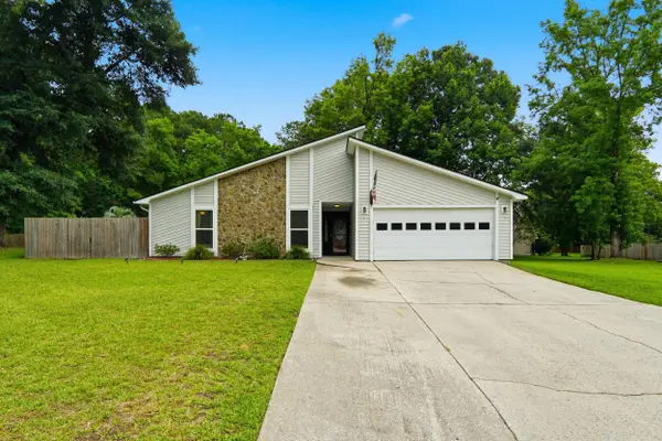 11 Glengary Court, Charleston, SC 29414