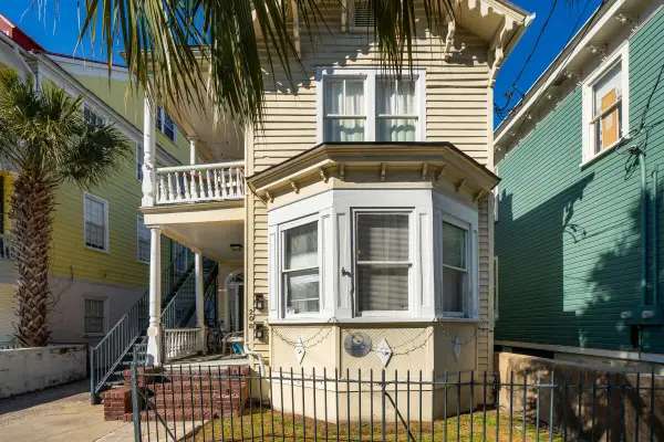 208 Calhoun Street, Charleston, SC 29401