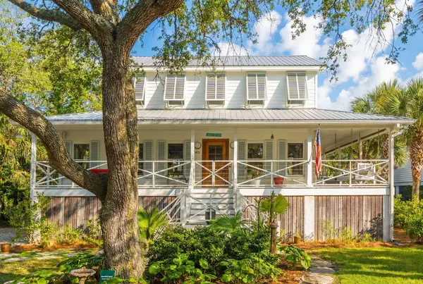 401 Seabreeze Lane, Sullivans Island, SC 29482