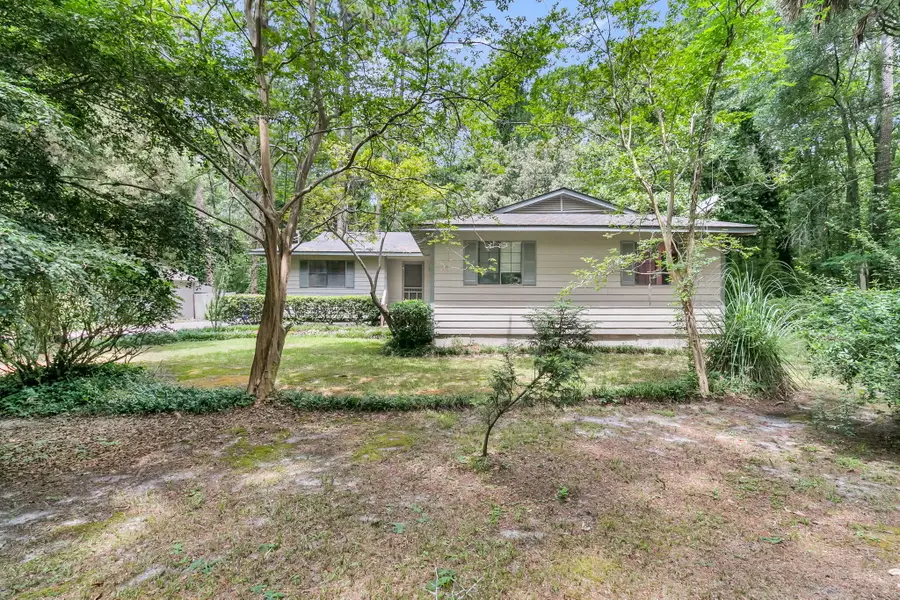 360 W Smith Street, Summerville, SC 29485 - #2