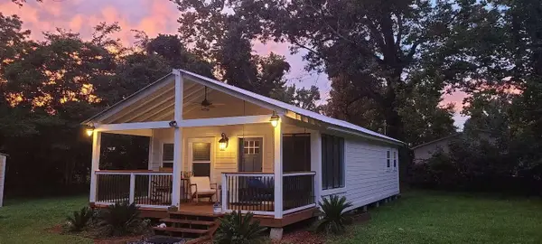 4879 Sam King Road, Hollywood, SC 29449