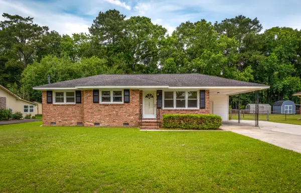 2201 Pinehurst Avenue, Charleston, SC 29414