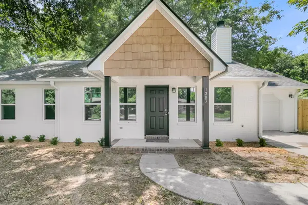 1203 Sea Aire Drive, Charleston, SC 29412