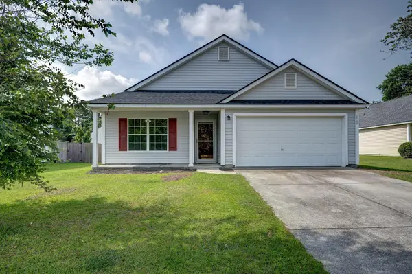 1017 Golden Aspen Drive, Moncks Corner, SC 29461