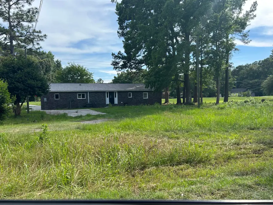 4649 N U.s. Highway 52, Saint Stephen, SC 29479 - #2