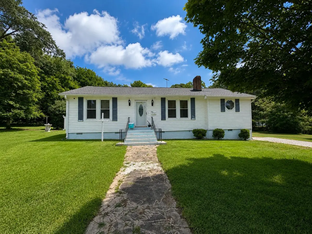 209 Mill Street, Williamston, SC 29697 - #1