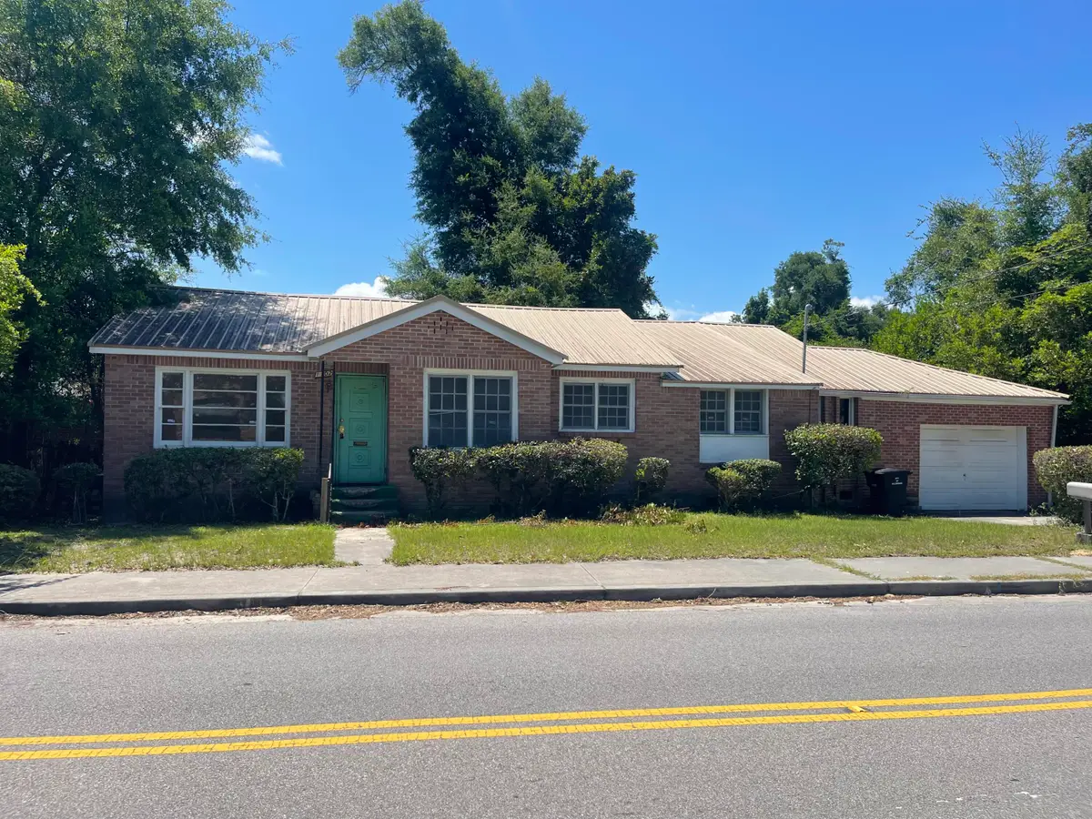 1102 N Lemacks Street, Walterboro, SC 29488 - #1