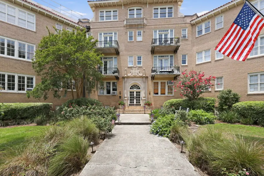 63 Rutledge #Apt 26, Charleston, SC 29401 - #2