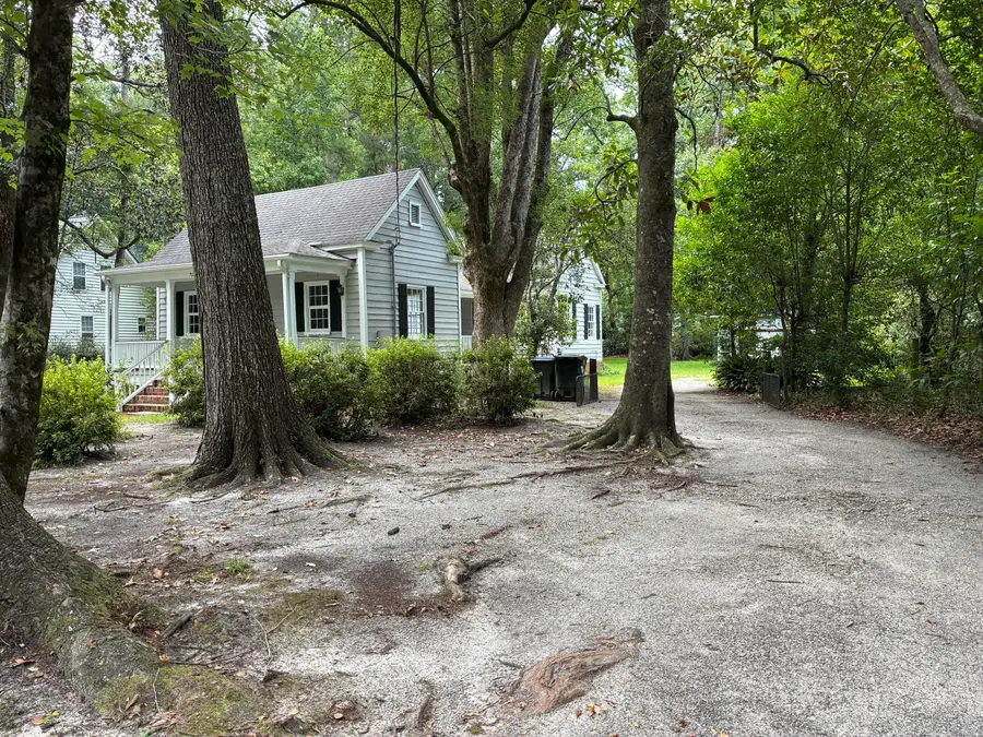 702 Simmons Avenue, Summerville, SC 29483 - #2