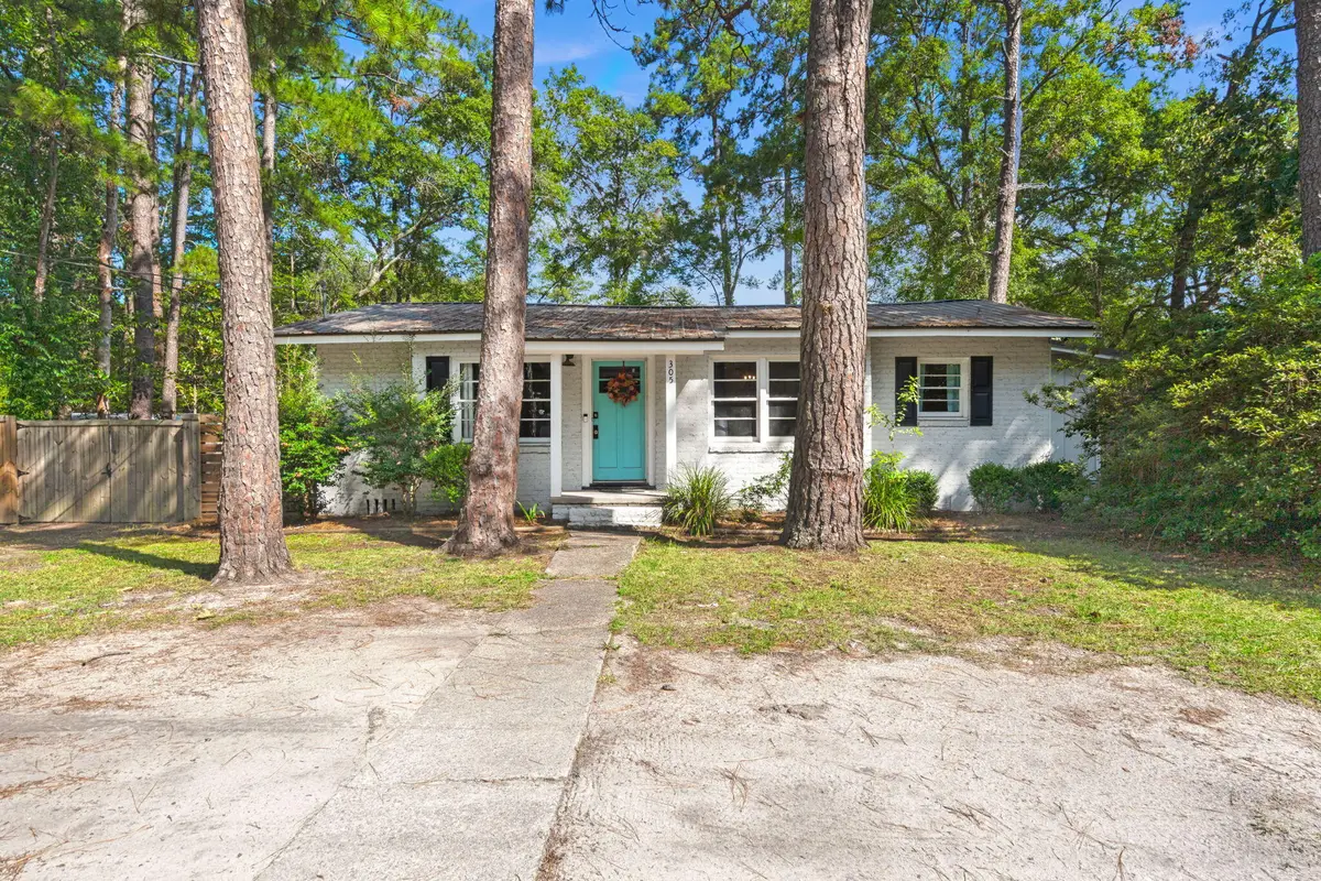 305 Forest Circle, Walterboro, SC 29488 - #1