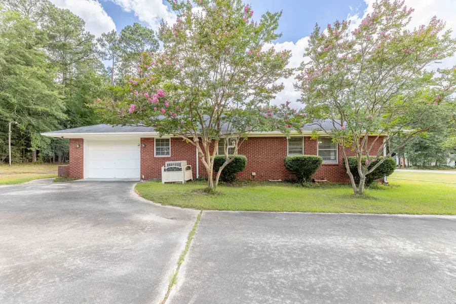 2069 Hydrick Avenue, Orangeburg, SC 29118 - #2