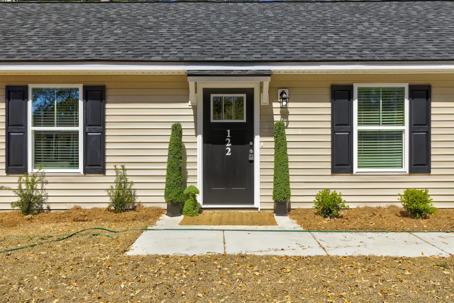 122 Thompson Street, Walterboro, SC 29488 - #3