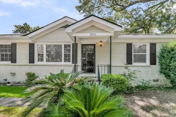 934 Yorktown Drive, Charleston, SC 29412