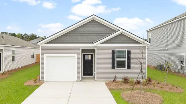 513 Eagles Watch Court, Summerville, SC 29486