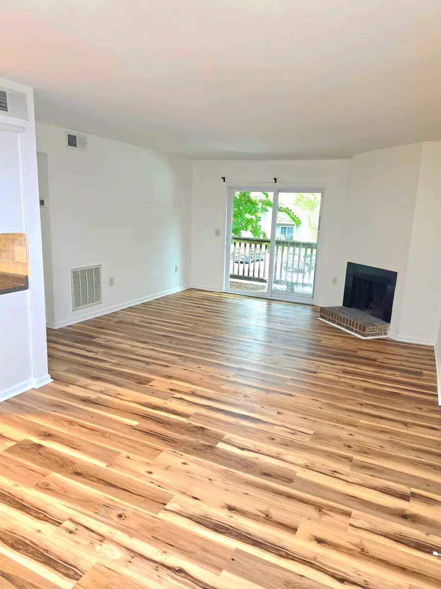 1402 Camp Road #Apt 14e, Charleston, SC 29412 - #3