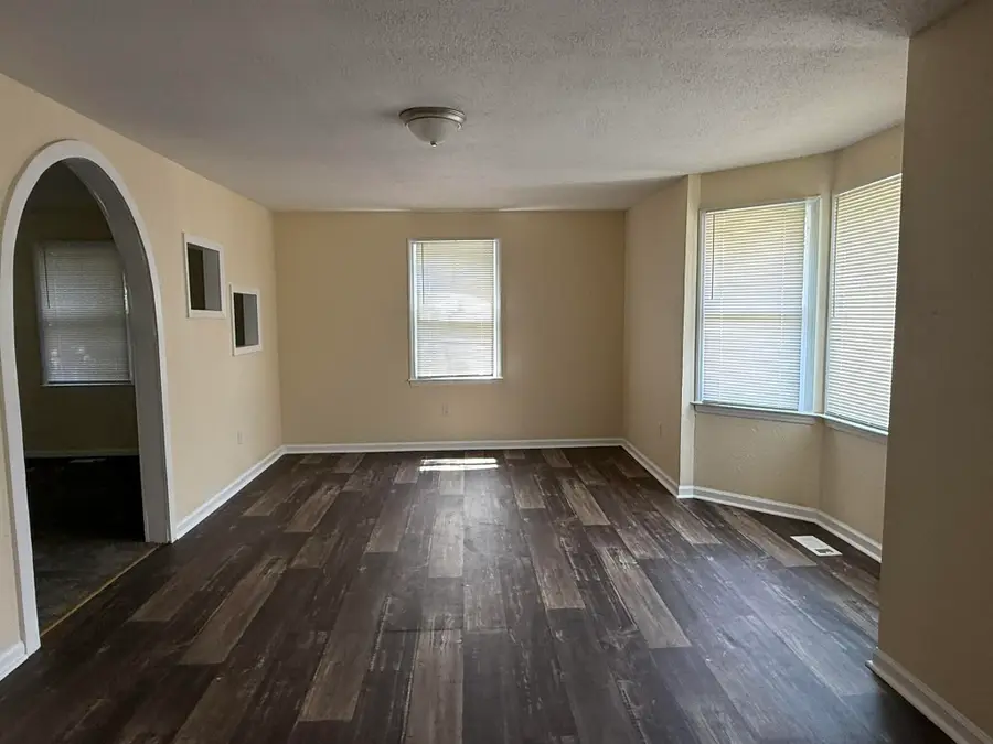 220 Eastwood Circle, Orangeburg, SC 29118 - #2