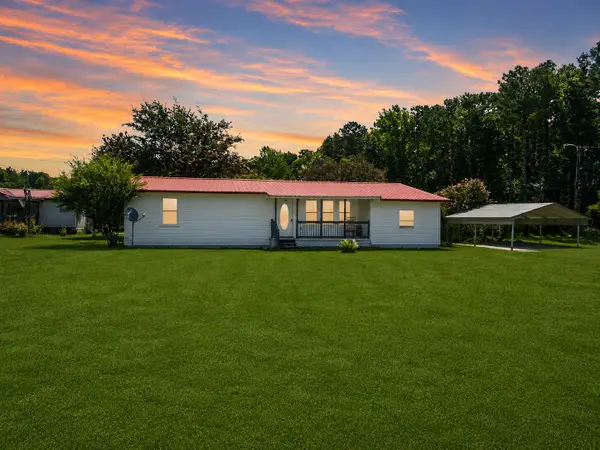 2571 Camden Road, Holly Hill, SC 29059
