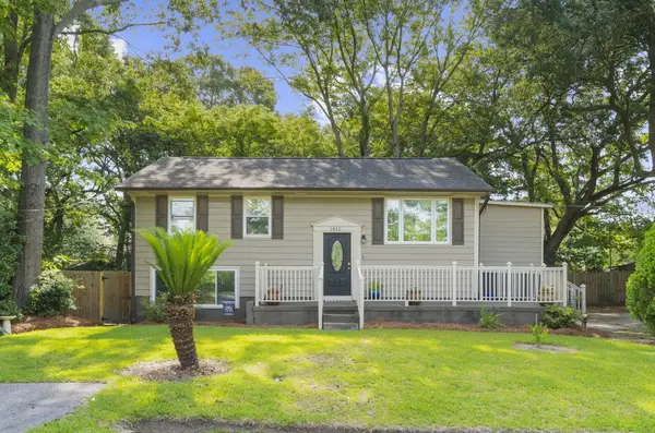 1811 Manigault Place, Charleston, SC 29407