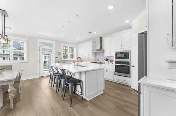 422 Katies Scenic Court, Charleston, SC 29492