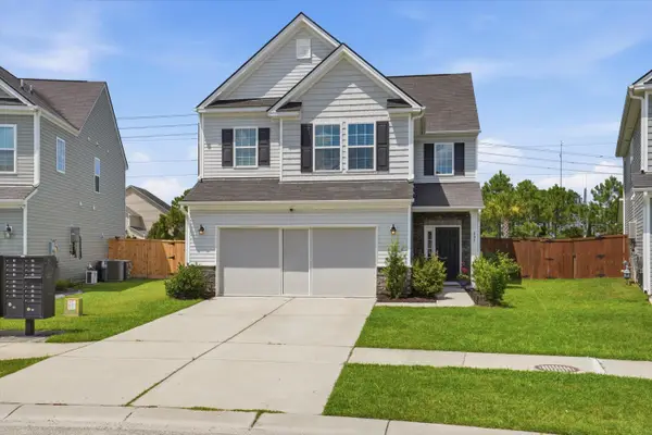 805 Redbud Lane, Summerville, SC 29486