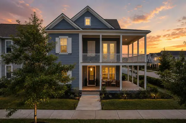 670 Blueway Avenue, Summerville, SC 29486