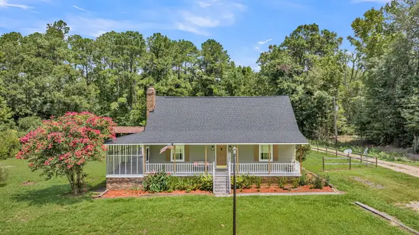 129 Melrose Place, Moncks Corner, SC 29461