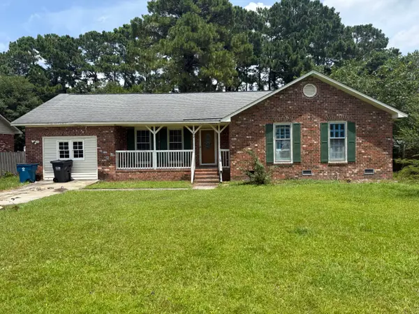 402 Kershaw Road, Summerville, SC 29486